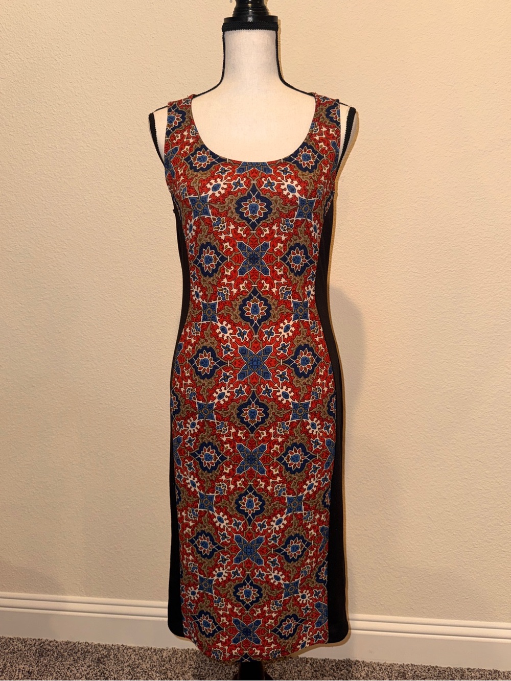 Andrea Sleeveless Red Mosaic Print Bodycon Dress